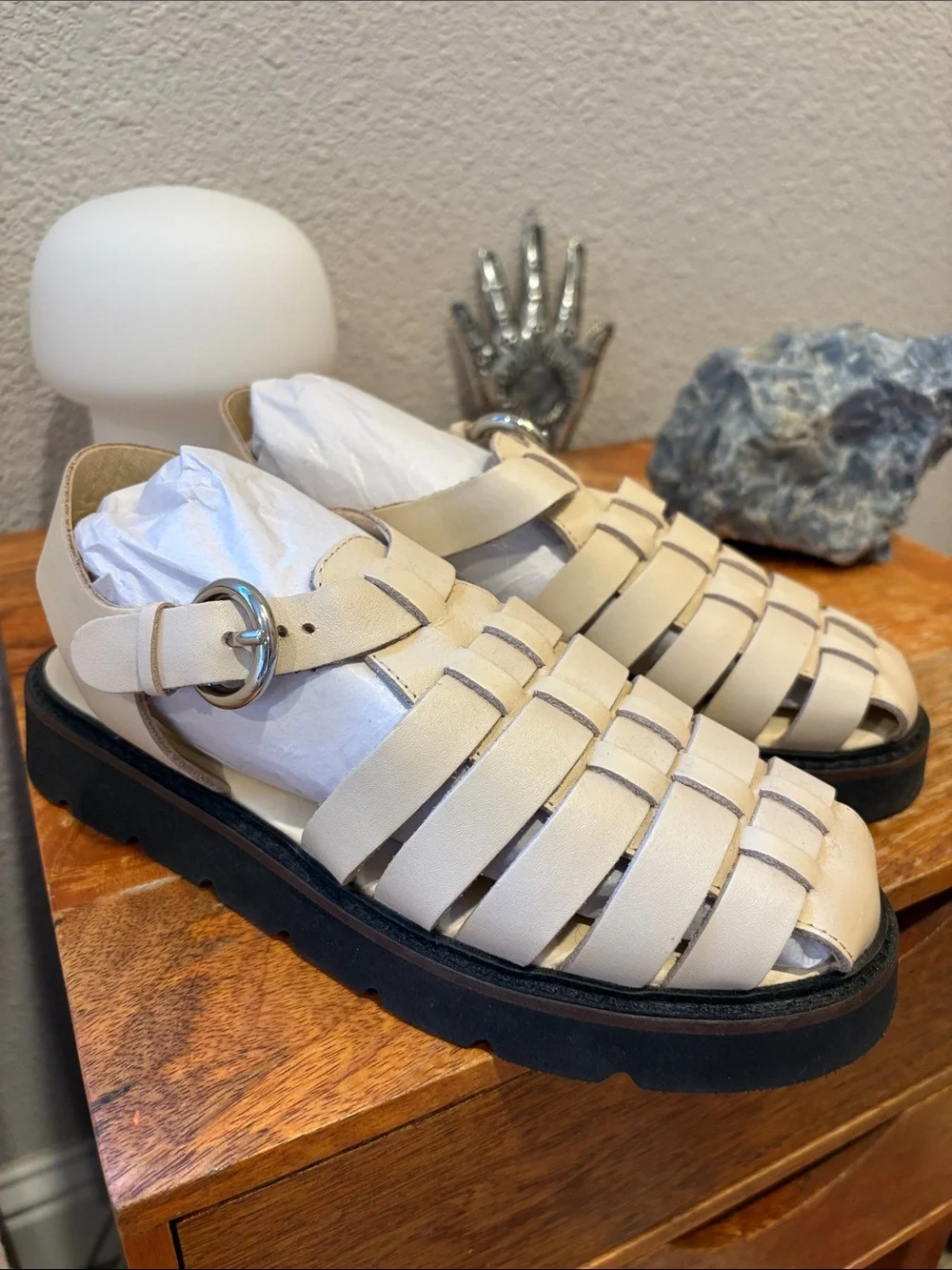 Anthropologie Leather Fisherman Sandals in Cream 7.5 women’s
